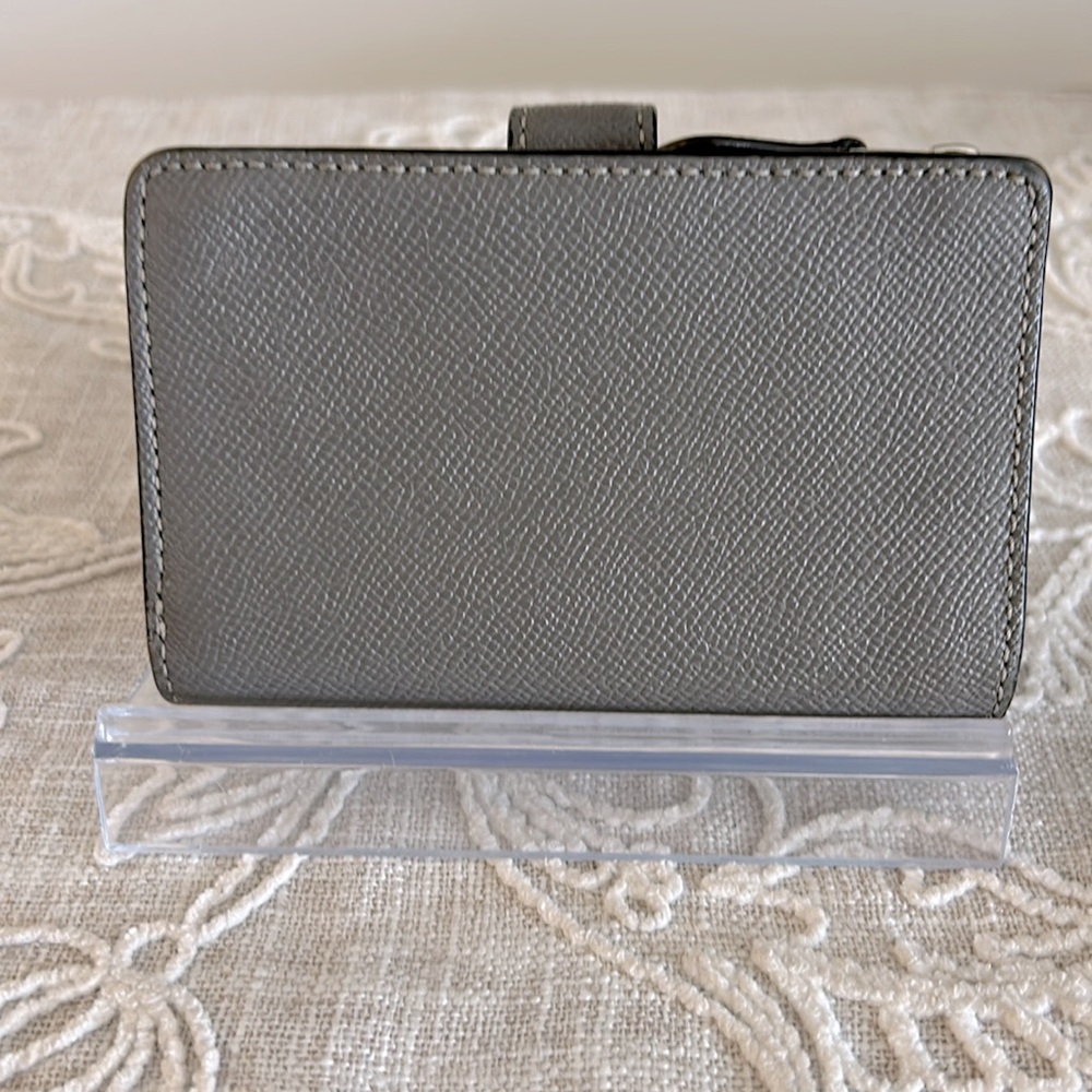 Coach Crossgrain Leather Medium Grey Bifold Wallet - Picture 3 of 15